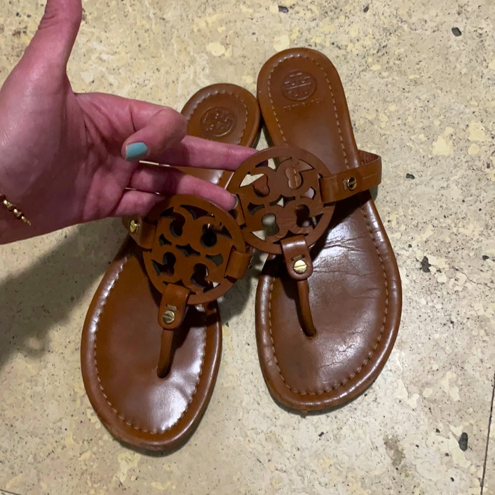 Tory “Miller”sandals